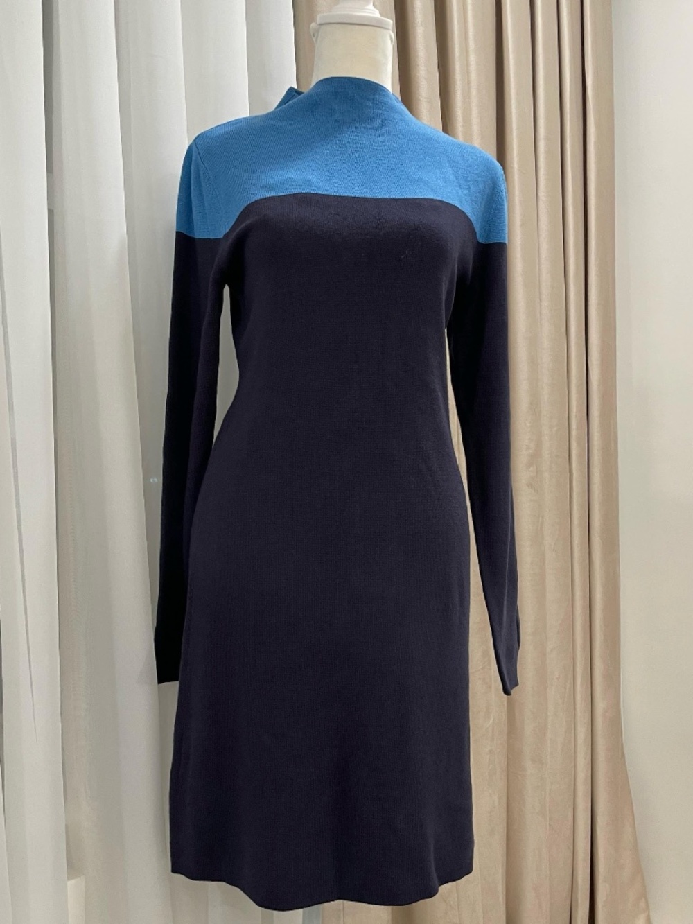 NWT Ann Taylor Colorblock Mock Neck Sweater Dress Blue Navy M